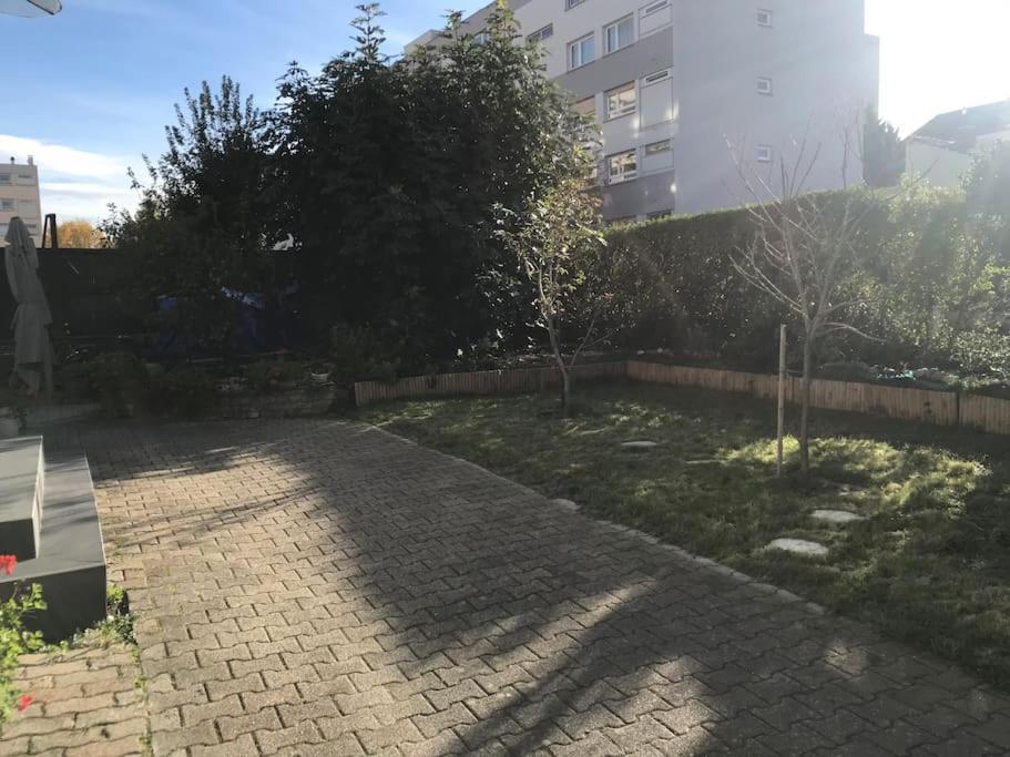 Appartement A La Decouverte De Strasbourg Bischheim Exterior foto